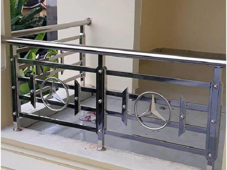 Inox 430 và 304 loại nào tốt hơn? So sánh chi tiết 2 loại inox này