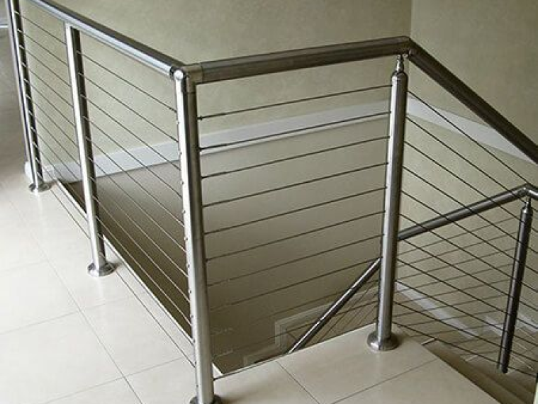 Gia công inox 304 theo yêu cầu giá rẻ tại Bình Dương