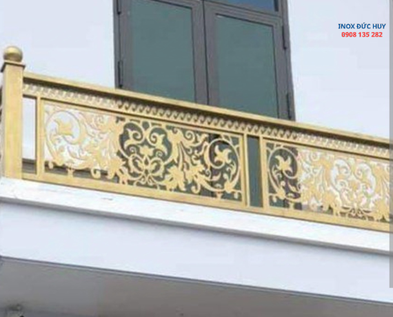 Của sắt lan can-525